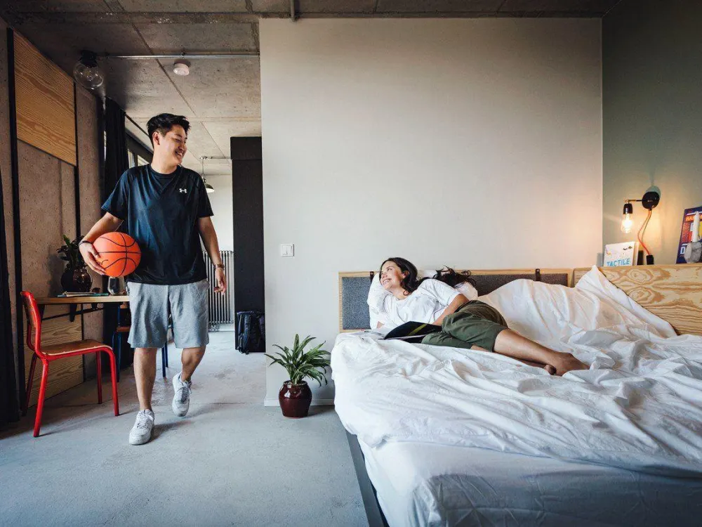 Neon Wood Student Housing in Berlin Mitte-Wedding, Penthouse Balcony Double Apartment