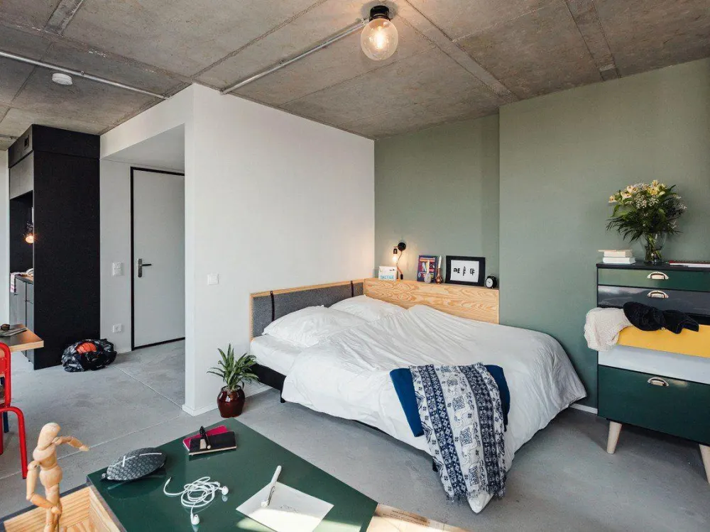Neon Wood Student Housing in Berlin Mitte-Wedding, Penthouse Balcony Double Apartment