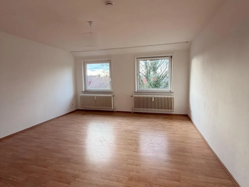 Beautiful bright 4-room apartment in Delmenhorst / successor tenant wanted