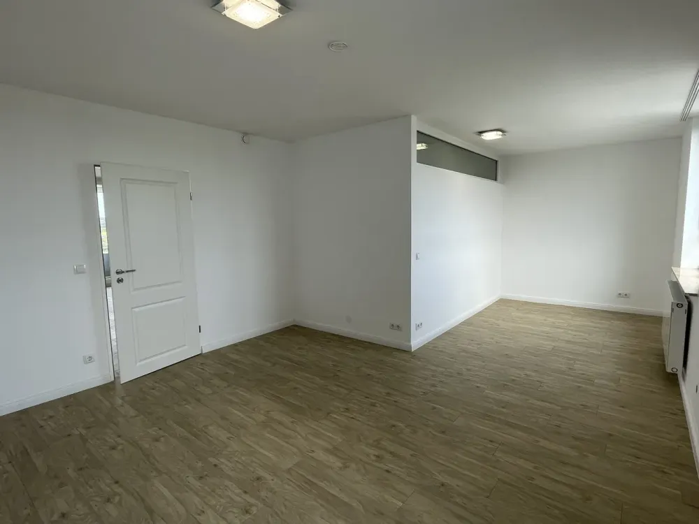 2-Zimmer-Wohnung mit Einbauküche und Balkon - www.imblauengarn.de