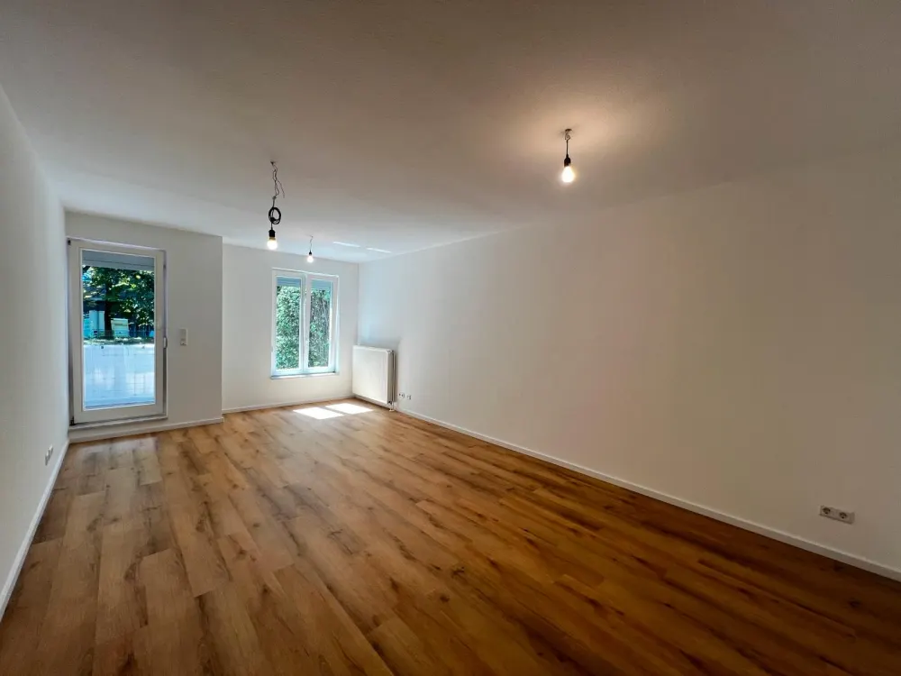 Schwachhausen First Occupancy Bright 2-Room Apartment approx. 64 sqm & South Balcony