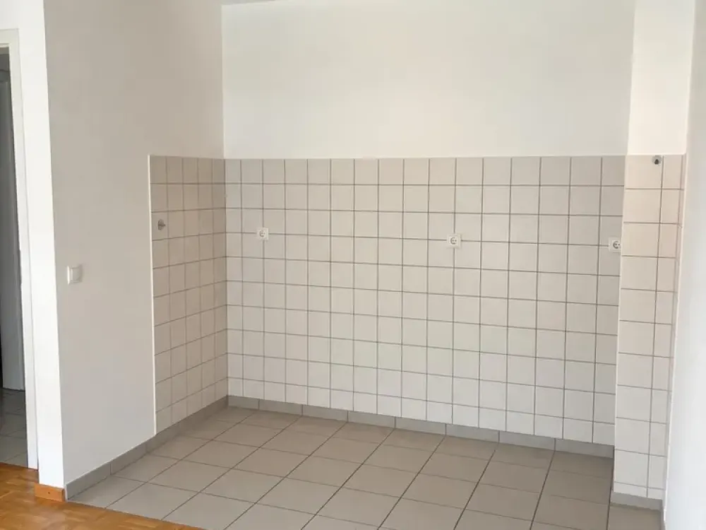 2-Zimmer-Wohnung mit eigener Terrasse & Garten