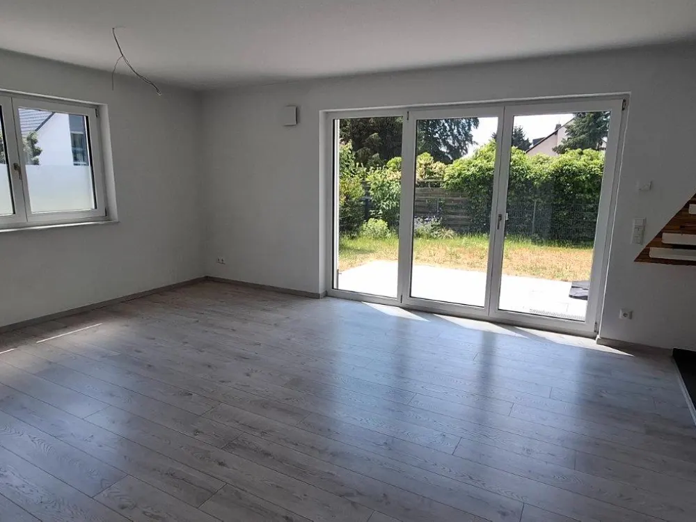 Nürnberg 2 Zimmer Wohnung mit Gartenanteil und Stellplatz