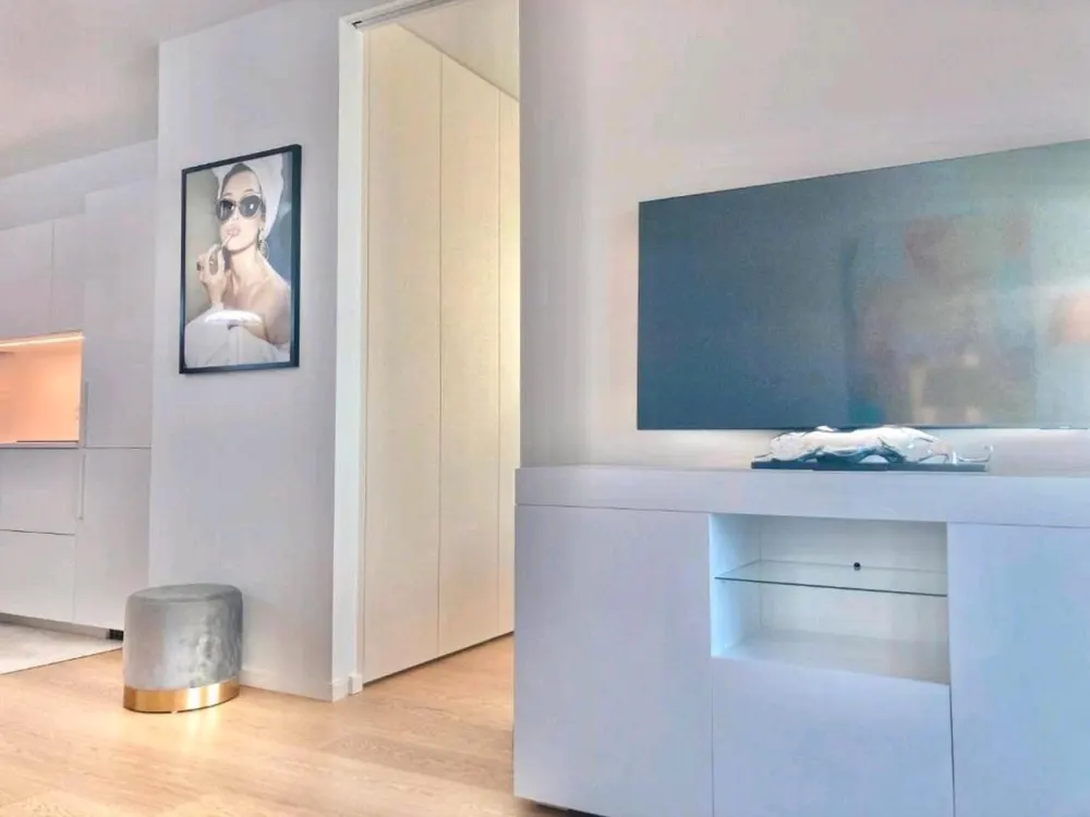 Beautiful Furnished 2-Room New-Build Apartment Munich-Schwabing