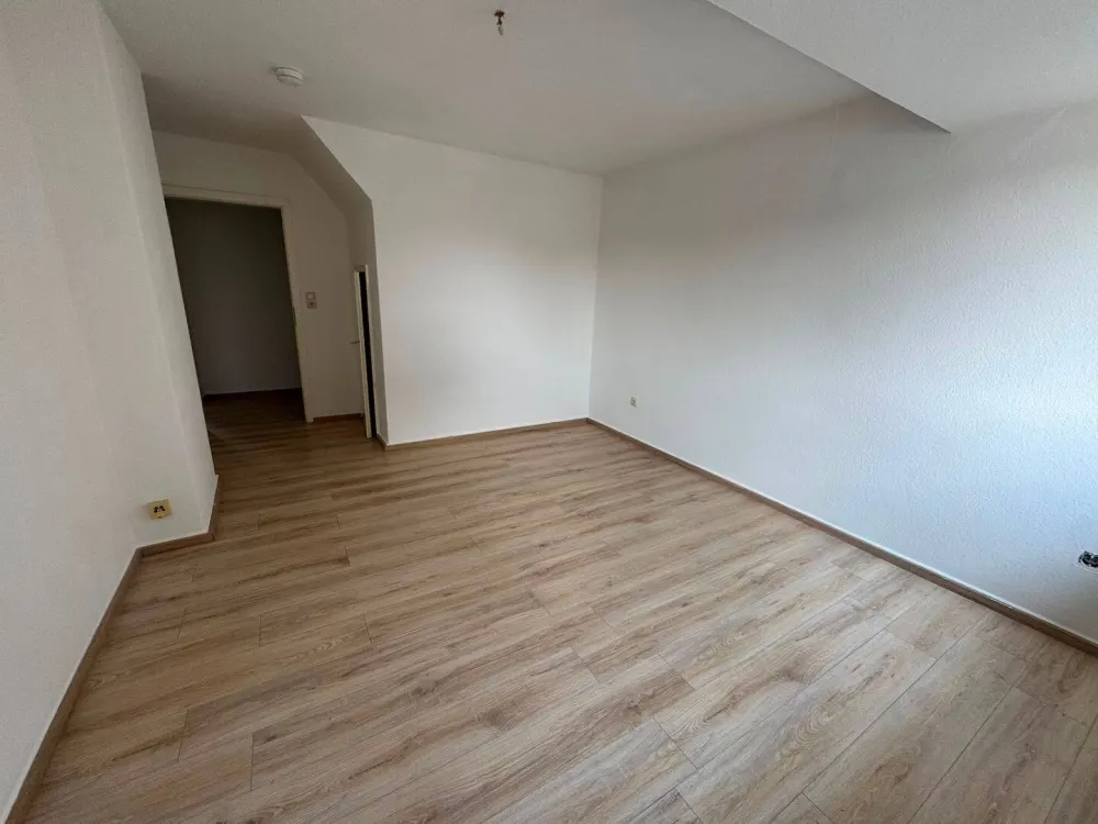 Gemütliche 2- Zimmerwohnung inruhiger Lage sucht Nachmieter! WG-geeignet!!!!