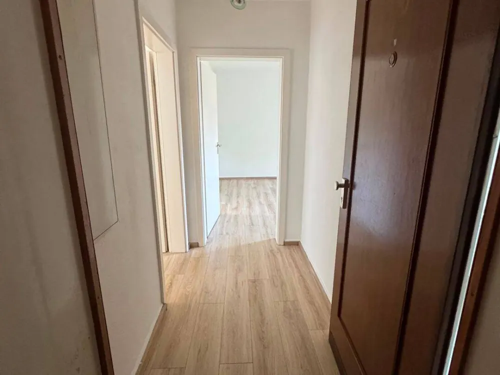 Gemütliche 2- Zimmerwohnung inruhiger Lage sucht Nachmieter! WG-geeignet!!!!
