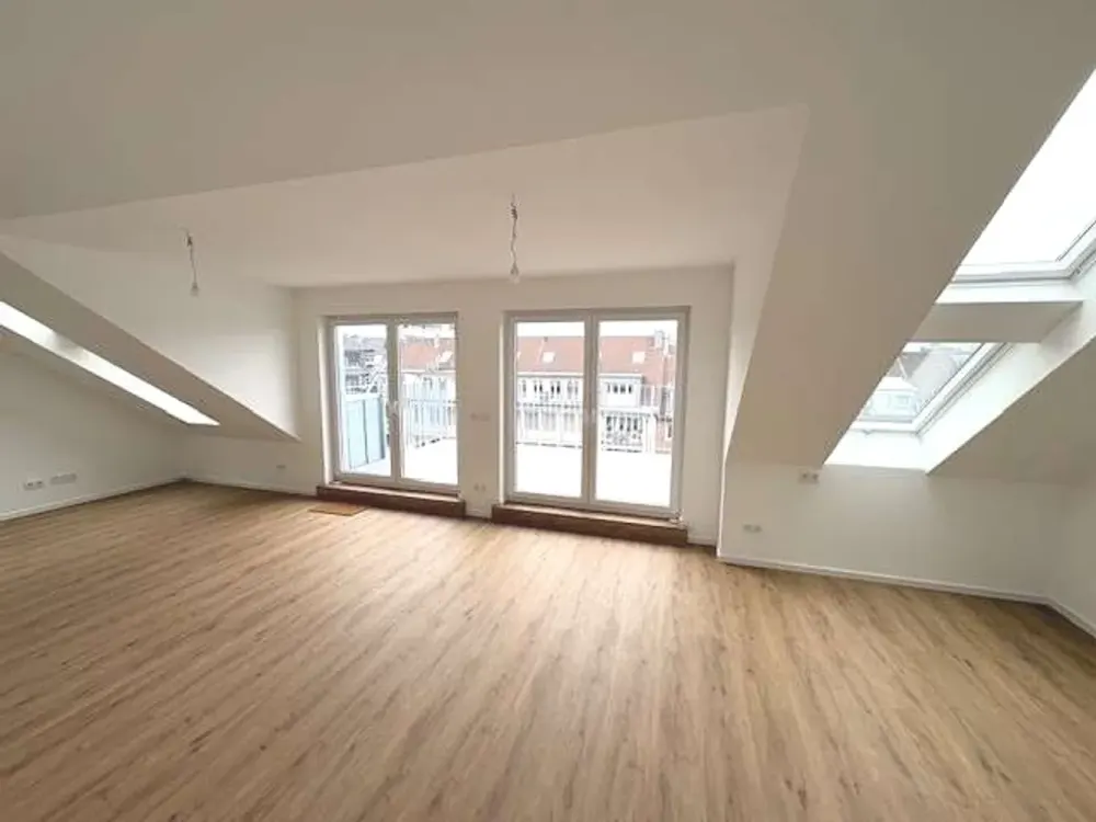Exklusiver Dachgeschossausbau 2026 mit Klimaanlage & traumhafter Dachterrasse