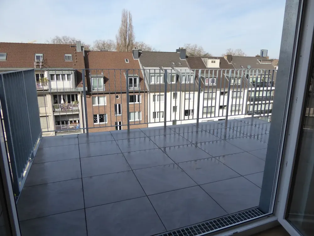 Exklusiver Dachgeschossausbau 2026 mit Klimaanlage & traumhafter Dachterrasse