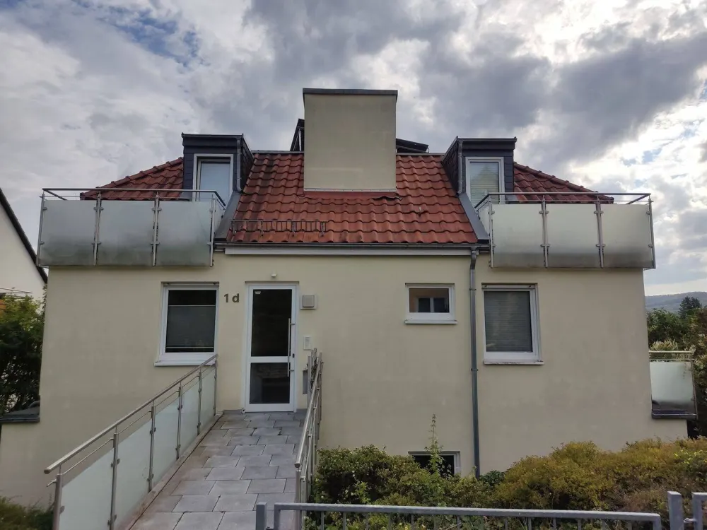Moderne 4-Zimmer-Maisonettewohnung mit Dachterrasse, Herkules-Blick und Aufzug in Kassel-Jungfernkopf