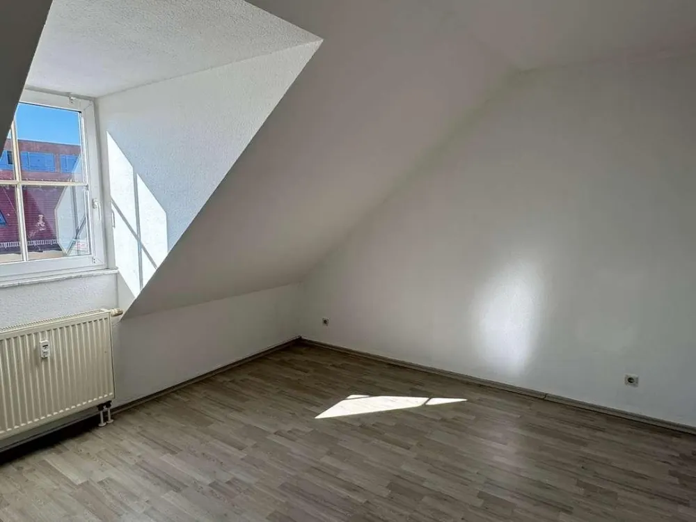Lichtdurchflutete Dachgeschoss-Oase mit Terrasse