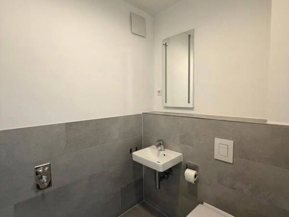 Lichtdurchflutete 3-Raum-Wohnung mit EInbauküche und Balkon