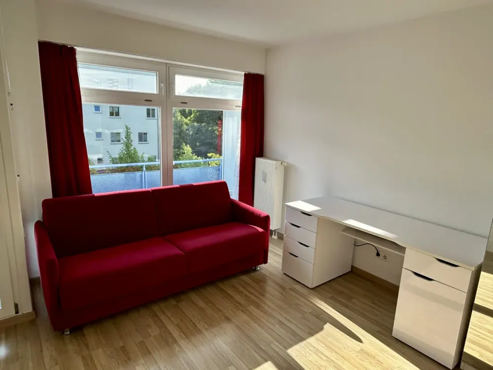 Moderne, hochwertige und voll möblierte Einzimmerwohnung im grünen Paradies mit Toplage!