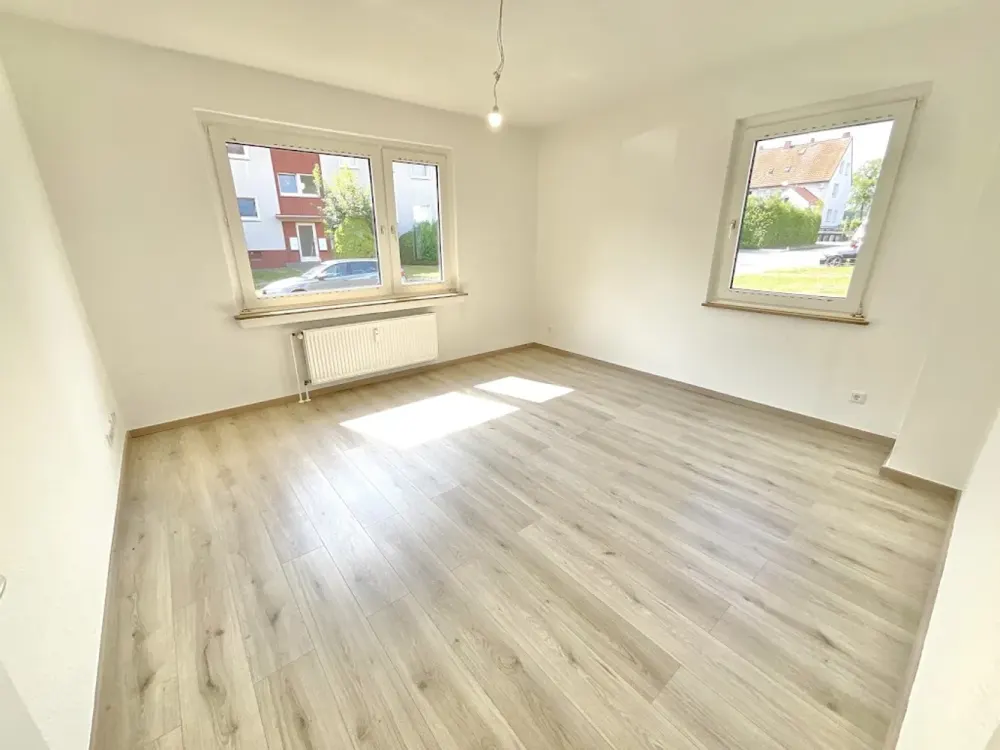 Frisch renovierte Erdgeschosswohnung 1. Monat mietfrei