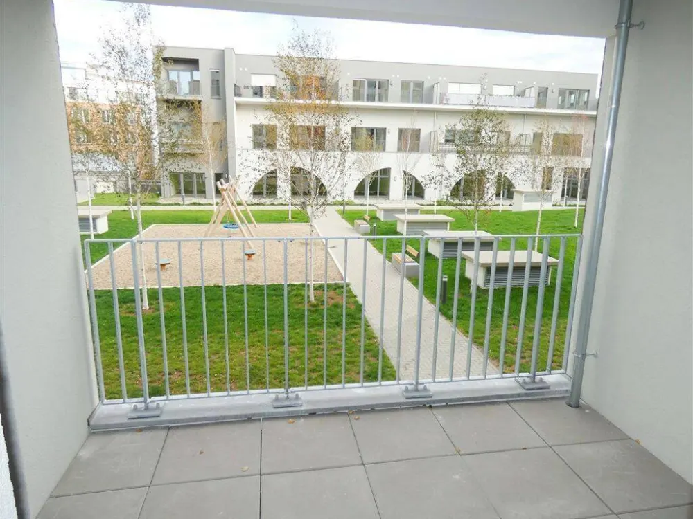 Toll geschnittene 2-Zi. Whg mit Balkon, Parkett, FBH und AR