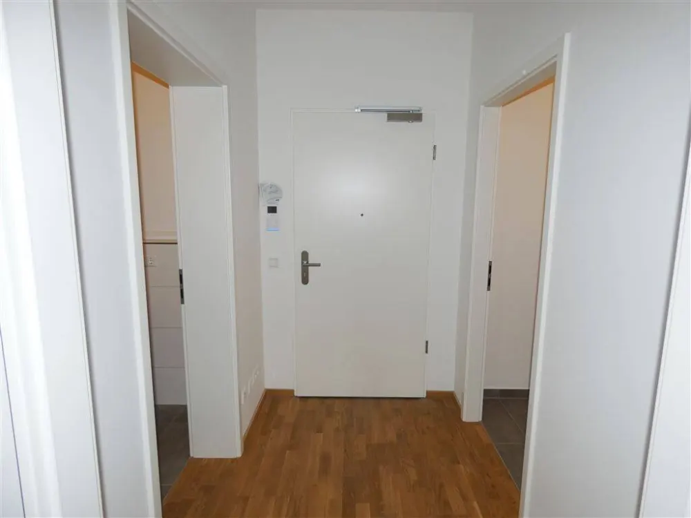 Toll geschnittene 2-Zi. Whg mit Balkon, Parkett, FBH und AR