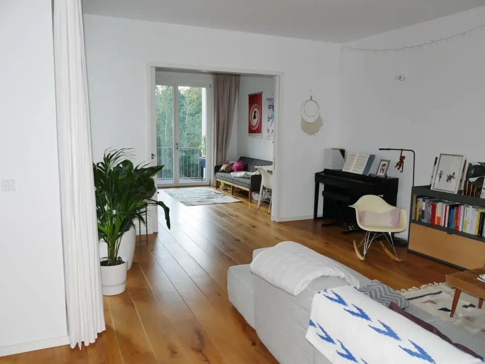 Weitläufige Wohnung mit offenem Grundriss, 2 Balkonen und 2 Bädern