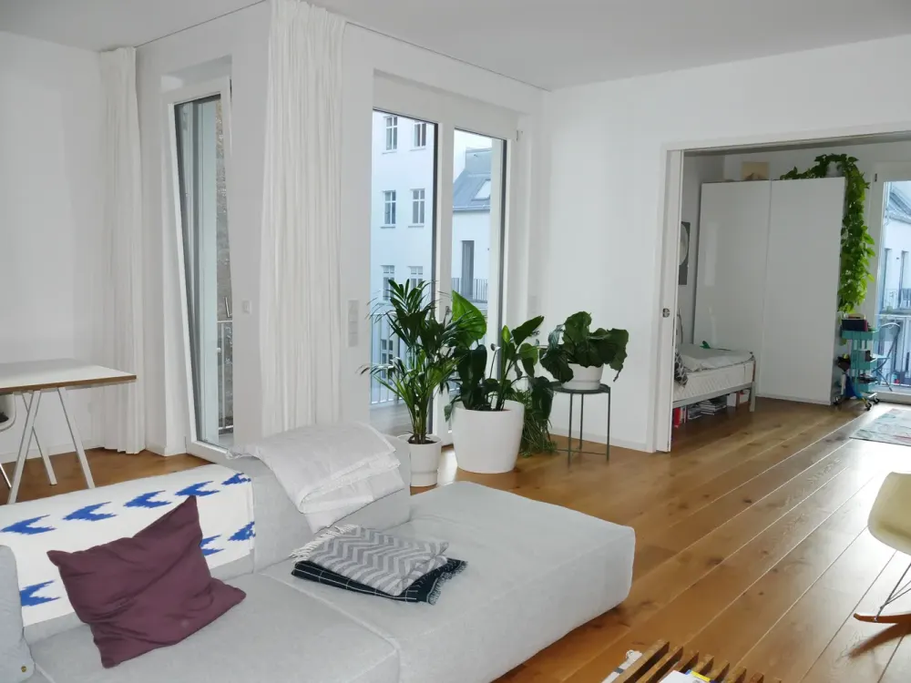 Weitläufige Wohnung mit offenem Grundriss, 2 Balkonen und 2 Bädern