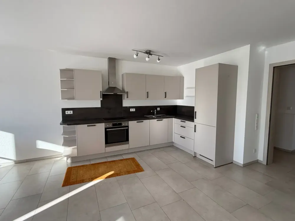 Spacious Living in Salzkotten: Bright 120 m² with Top Features