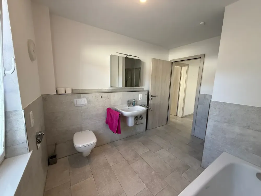 Spacious Living in Salzkotten: Bright 120 m² with Top Features