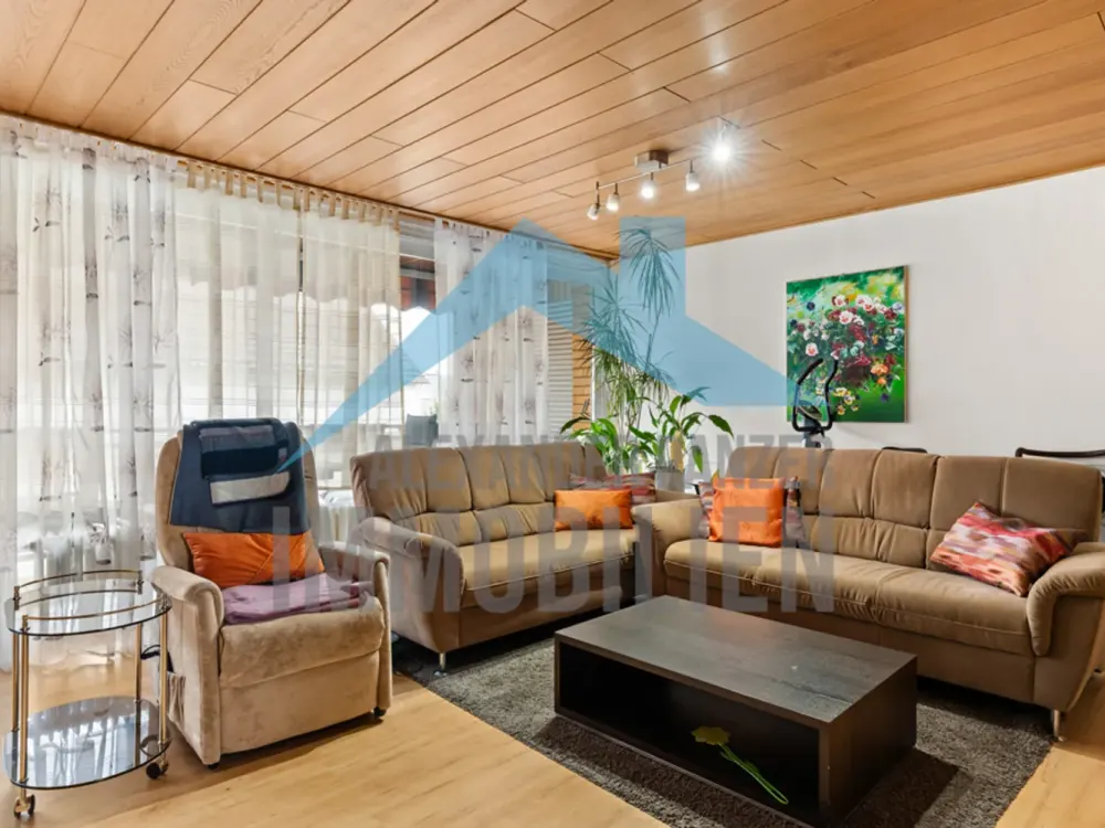 3.5-Room Apartment with Balcony in Central Location of Espenau!