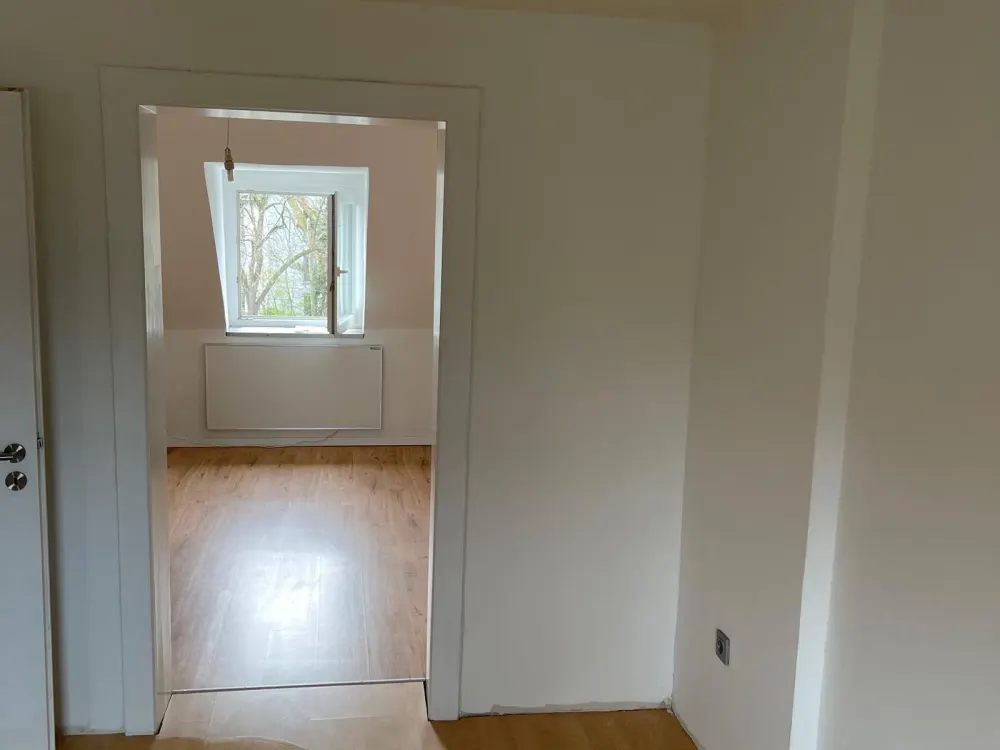 Renovierte 2-Zimmer-Dachgeschosswohnung, 45 m², Wericastraße 2