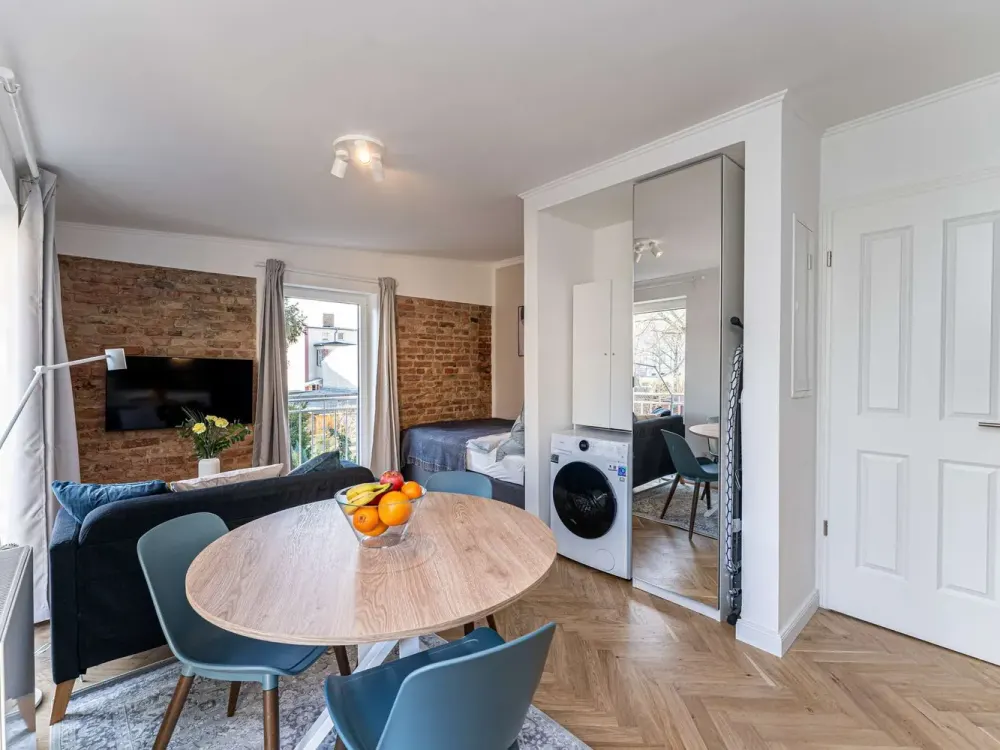 Completely renovated studio apartment with garden in a new building in Berlin