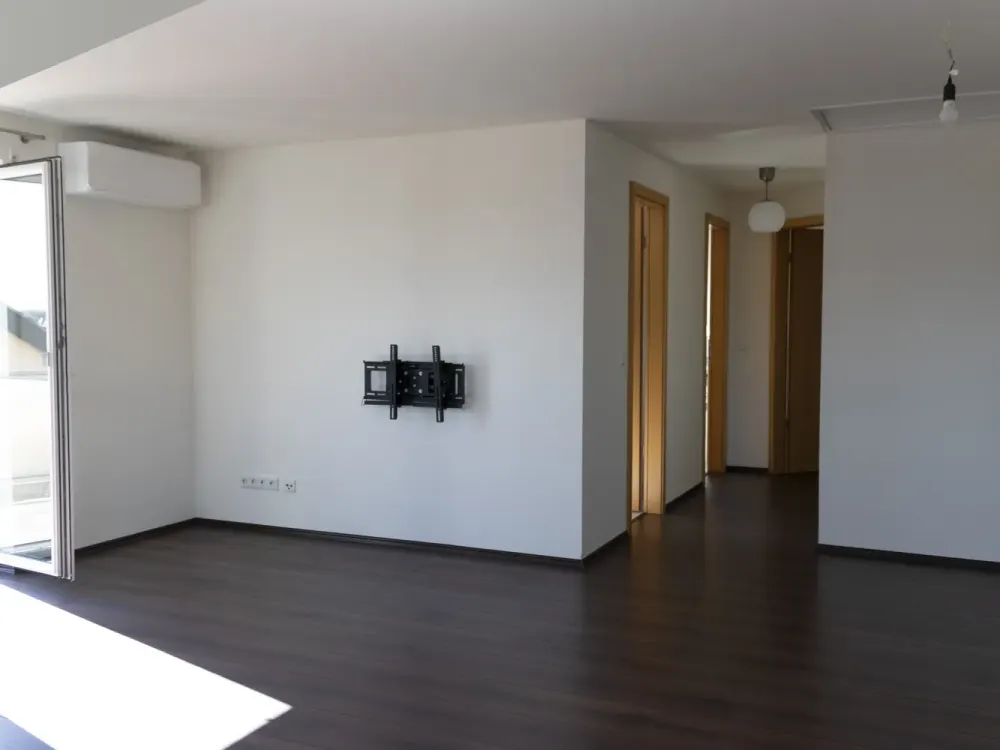 Klimatisierte Dachgeschosswohnung (3,5-Zimmer) in Top-Lage in Marbach am Neckar