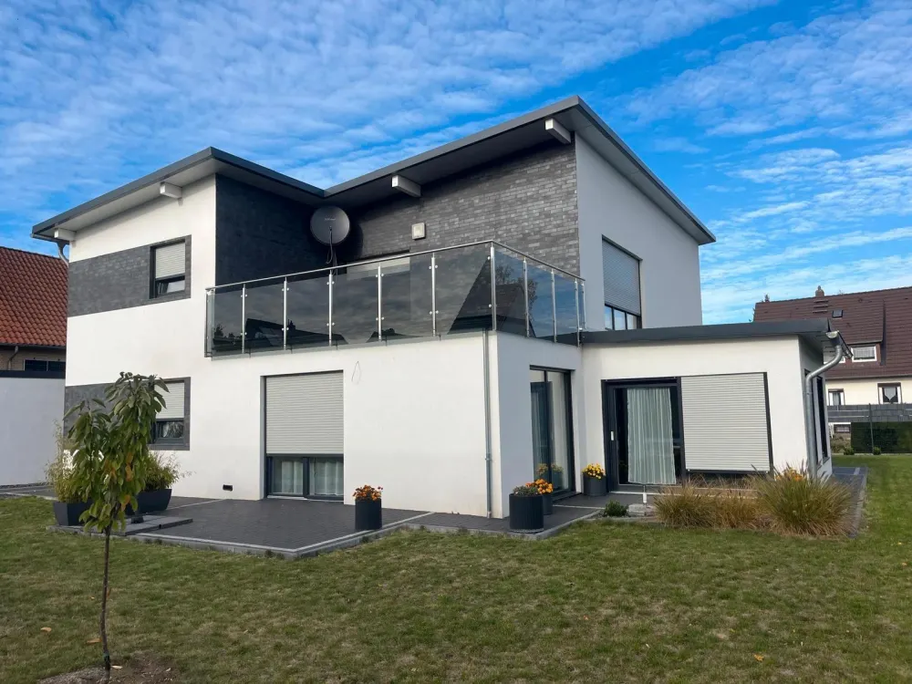 ERSTBEZUG Moderne 3-Zimmer-Einliegerwohnung mit separatem Eingang
