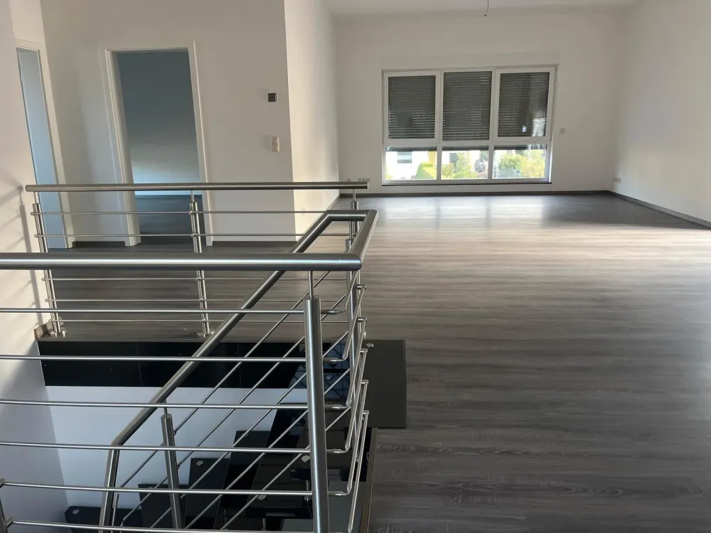 ERSTBEZUG Moderne 3-Zimmer-Einliegerwohnung mit separatem Eingang