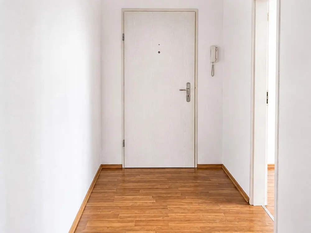 Helle renovierte 1-Zimmer Dachgeschosswohnung in der Linkelstr.
