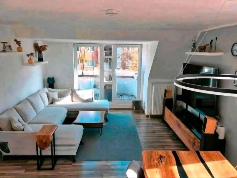 Helle Maisonettewohnung 93 qm 3,5 Zimmer