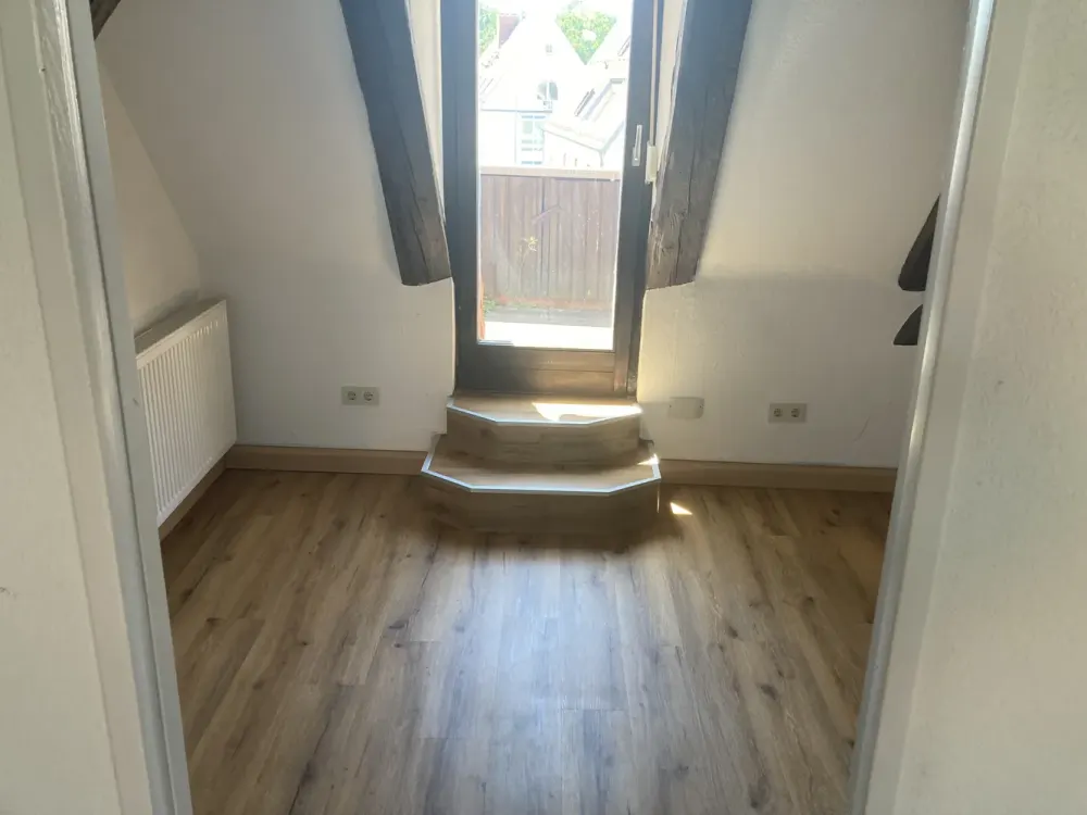 Dachstudio mit Balkon in Herzogenaurach