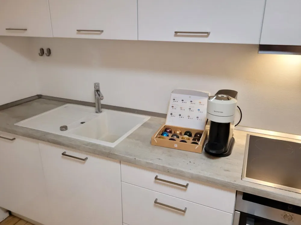 WG-Zimmer, möbliert, Düsseldorf Hbf nur ca. 10 Min, Wohnung