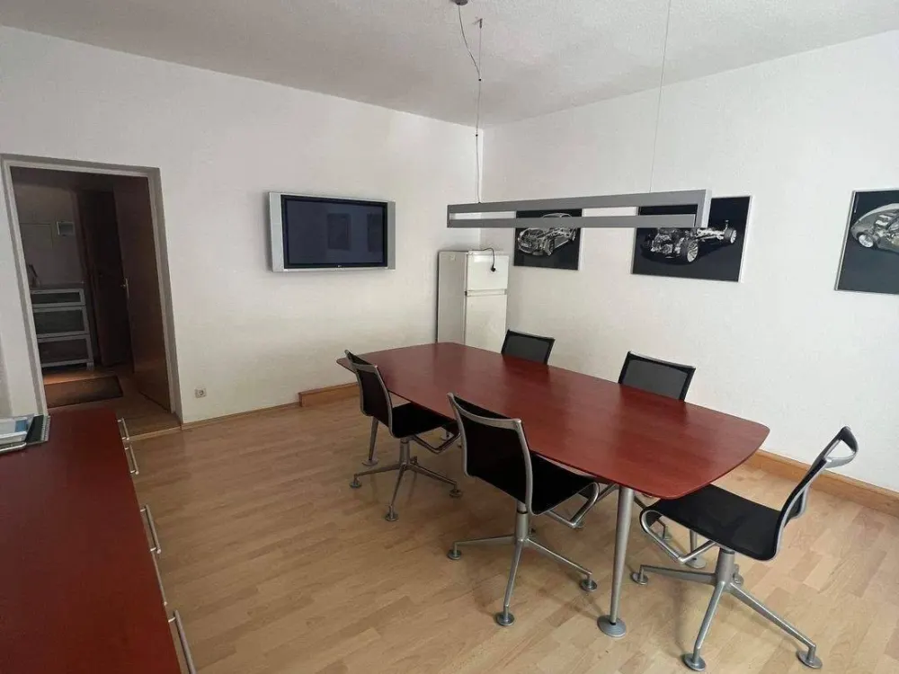 +++ 3 Zi. Wohnung in Hochparterre im beliebten Gohlis mit Wannenbad, Winbauküche, Wintergarten, etc+++