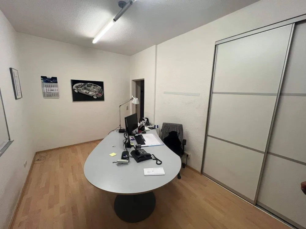 +++ 3 Zi. Wohnung in Hochparterre im beliebten Gohlis mit Wannenbad, Winbauküche, Wintergarten, etc+++