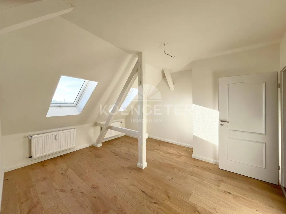 NEU: Viel Licht, viel Raum: Charmante Dachgeschosswohnung mit offener Küche in Leutzsch!