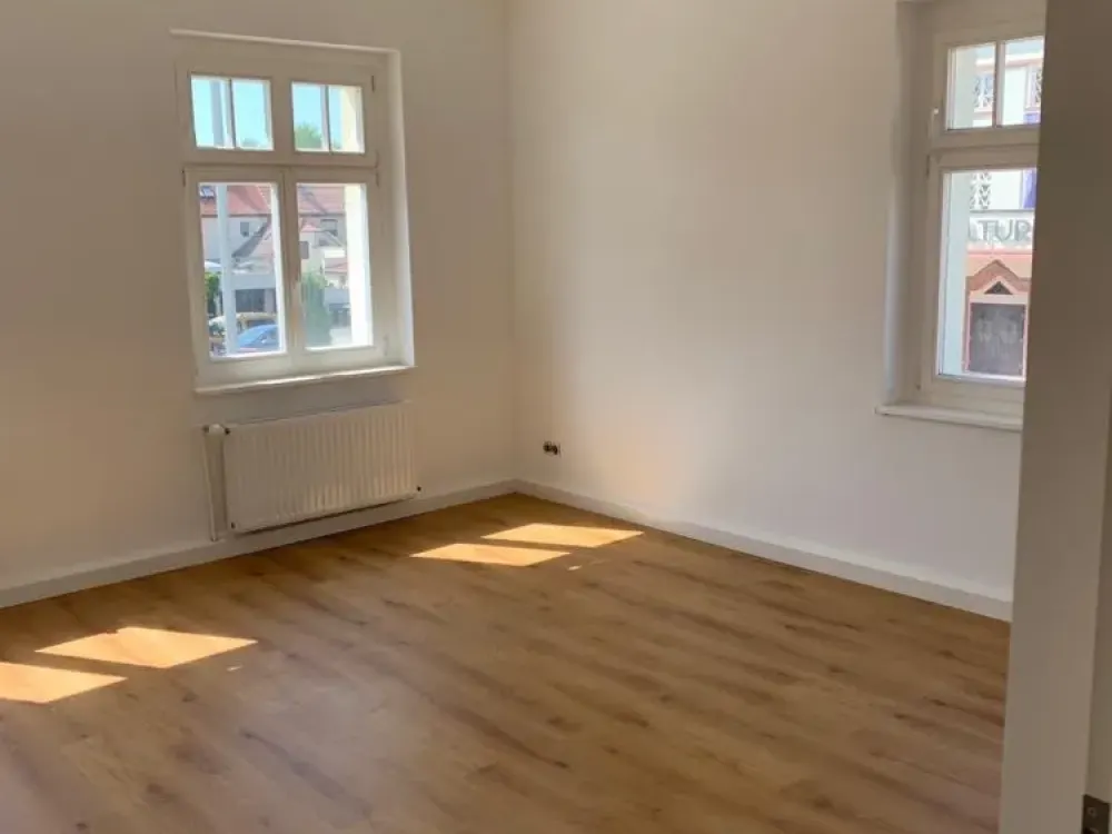 Schöne 3 Zimmer Wohnung inkl. Stellplatz und Garten