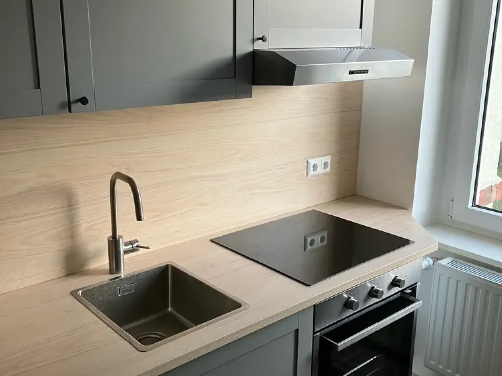 Schöne 3 Zimmer Wohnung inkl. Stellplatz und Garten
