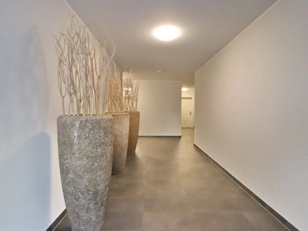 Modernes Wohnen auf höchstem Niveau - großzügige 3-Zi.Whg. mit zwei Terrassen und Stellplatz in Hamburg Rahlstedt.
