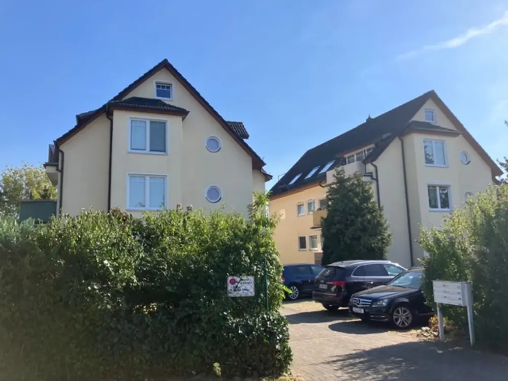 Lichtdurchflutete Wohnung mit Balkon in Schönefeld