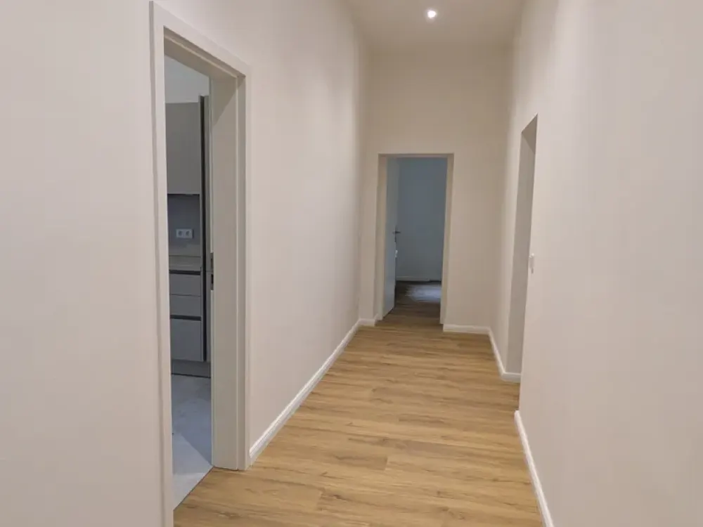 Frisch sanierte 2-Zimmer-Wohnung mit EBK