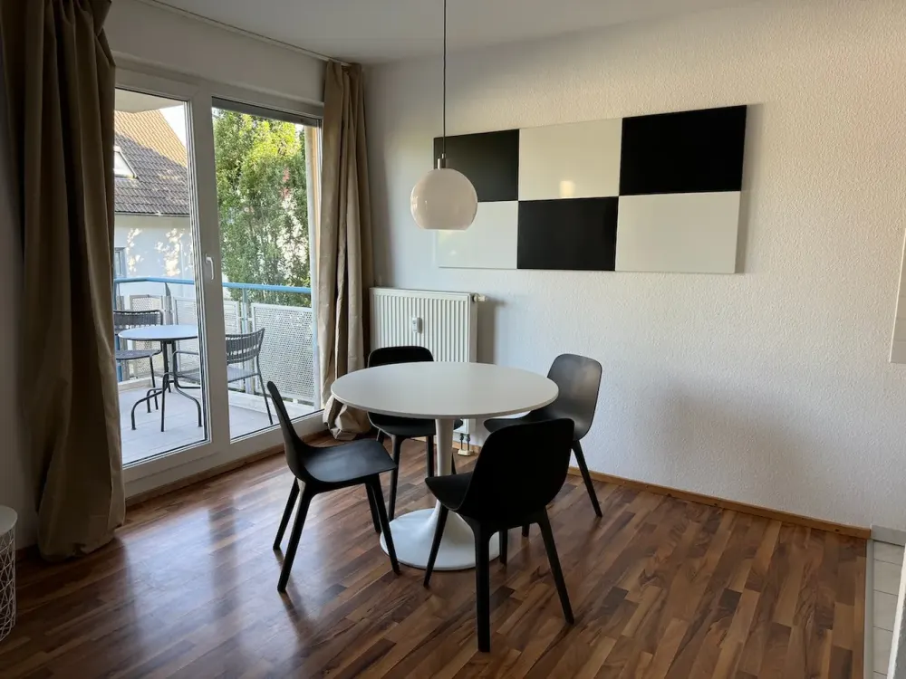 Ankommen - Einziehen - Wohlfühlen. 2-Zimmerwohnung in Frankfurt-Niederursel