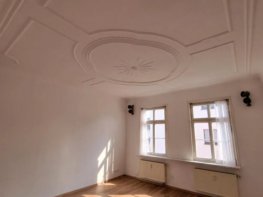 Charmante und renovierte 2-Zimmer Wohnung