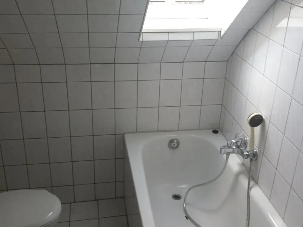 Großzügige Dachgeschoss Wohnung in Dortmund, Brackel