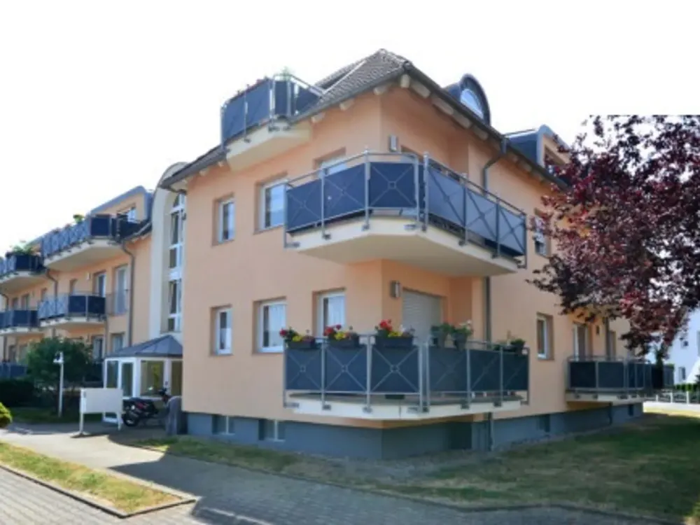 Living with Character: 2-Room Apartment in Panitzsch