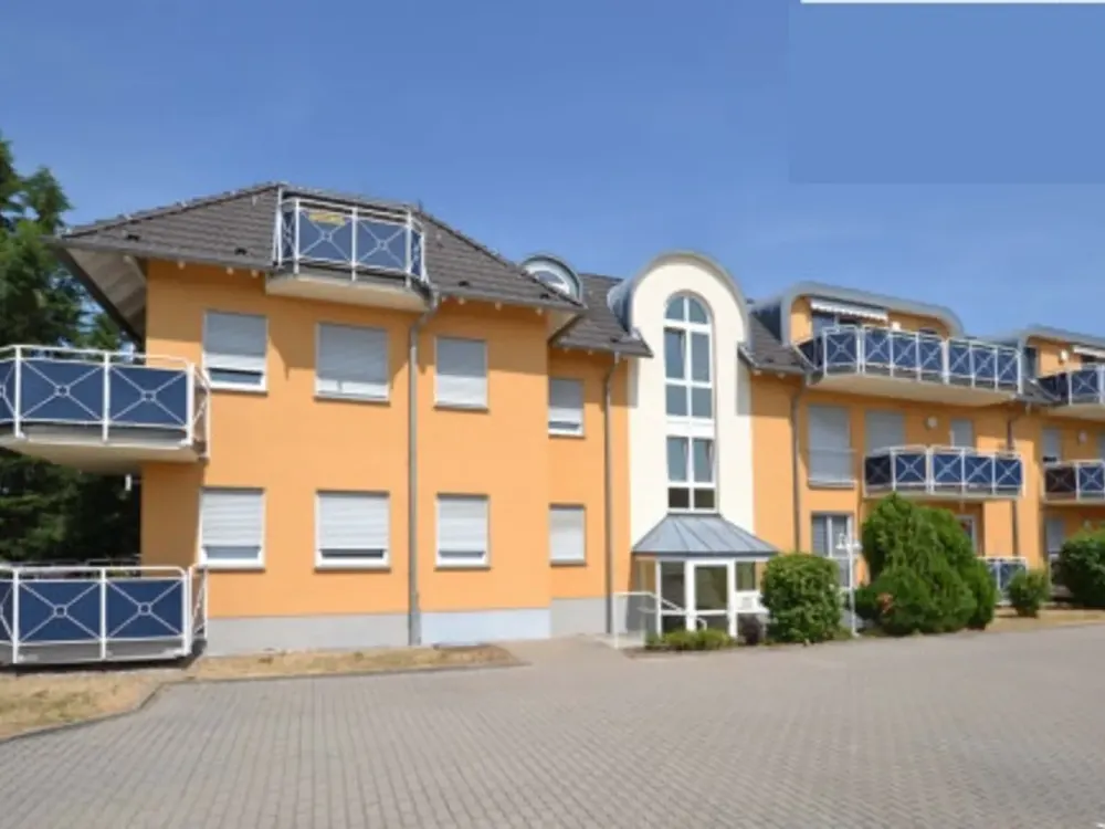Living with Character: 2-Room Apartment in Panitzsch