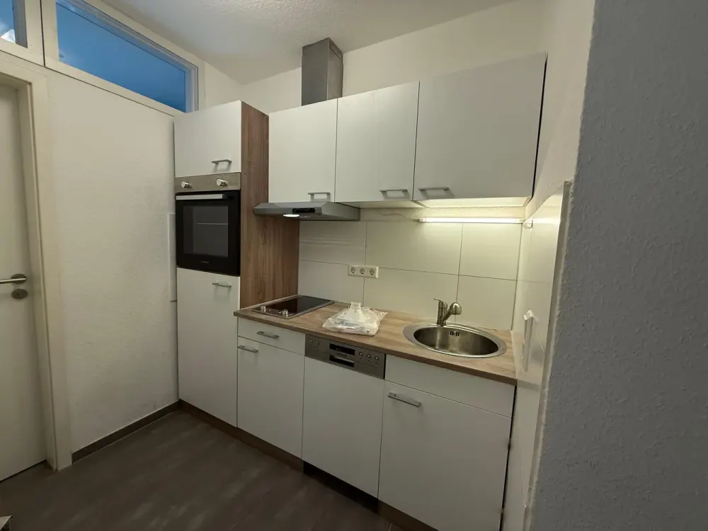 Stilvolle, neuwertige 2-Zimmer-Wohnung mit EBK in Stuttgart