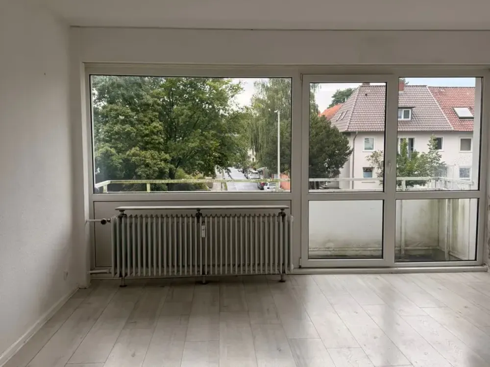 Helle 3-Zimmer-Wohnung mit Balkon in Döhren