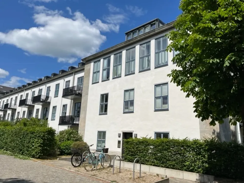 Dahlem Metropolitan Gardens! Sonnige Dachgeschoß-Maisonette! Hochwertige u. exclusive Ausstattung!