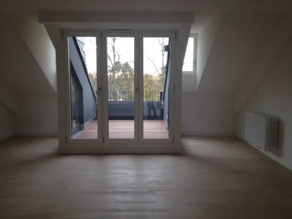 Dahlem Metropolitan Gardens! Sonnige Dachgeschoß-Maisonette! Hochwertige u. exclusive Ausstattung!